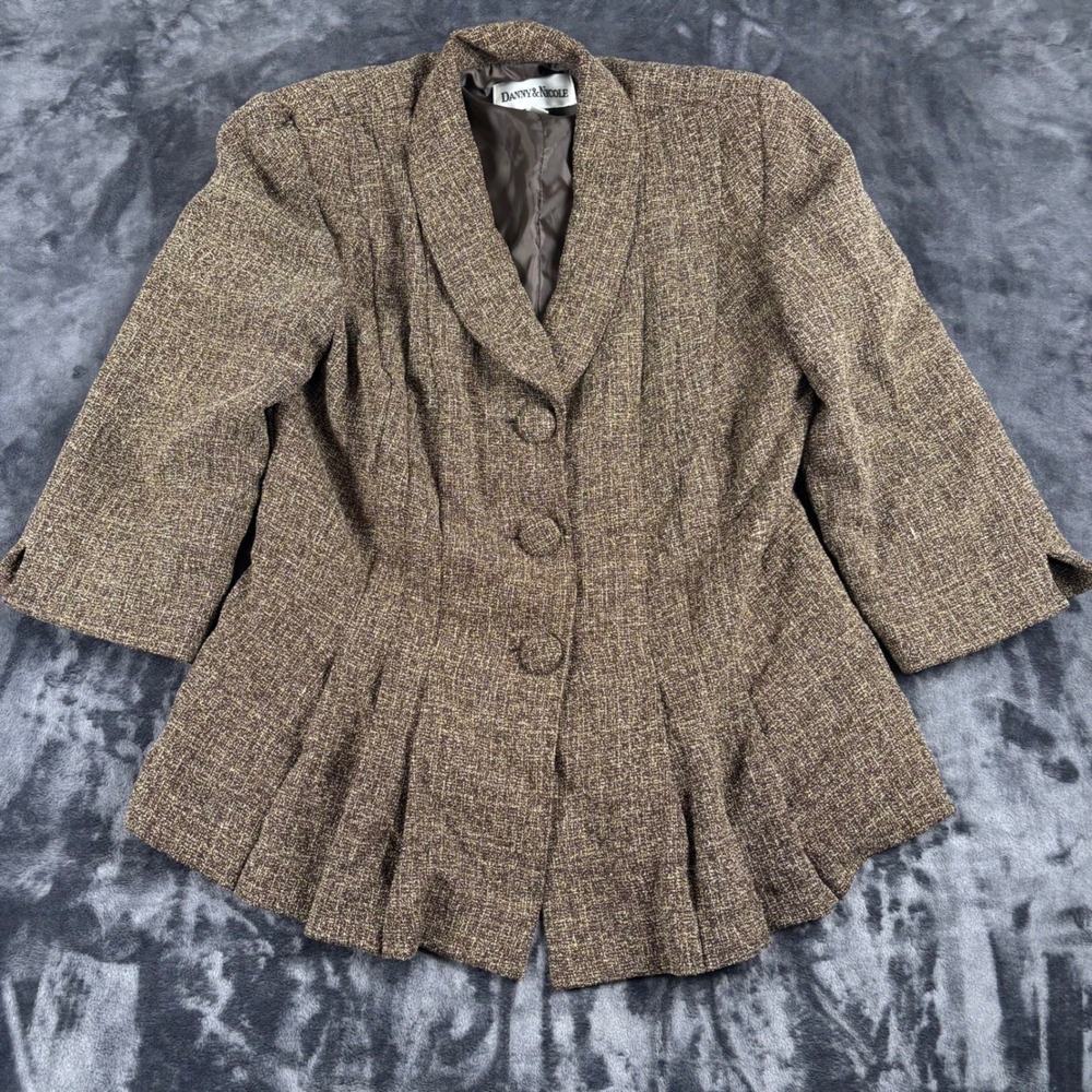 Danny & Nicole Blazer Women 8P Brown Peplum Pleated Three Button 3/4 Sleeve